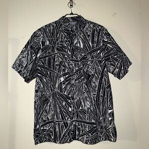Kinolau a Manaola Collection Uluhala Aloha Shirt XL Black & White Hawai’i